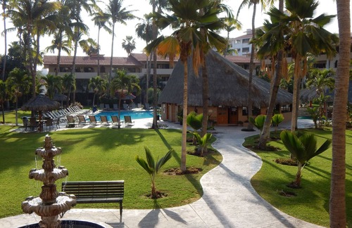 El Medano Ejidal Condo | Cabo San Lucas - JDT Escapes @ Marina Sol - Walk to Medano Beach