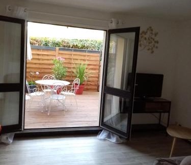 Cabourg Apartment | Cabourg agréable T2 résidence calme - Terrasse 20m2 - Animaux bienvenus
