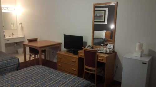 Okanagan-Similkameen Hotel | Cactus Tree Inn