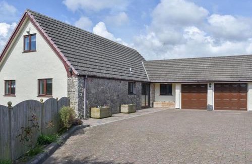 Brynteg House | Cae Coch