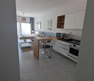 Gastria Apartment | Caesar Blue Studio Sea View Apartment