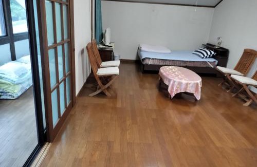 Shimoda House | Cafeムー&民泊