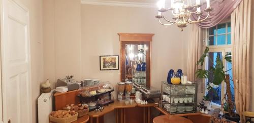 Niederfell House | Cafe-Konditorei-Pension Sander