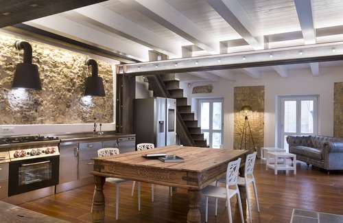 Marina District House | Cagliari Marina Guesthouse & Lounge