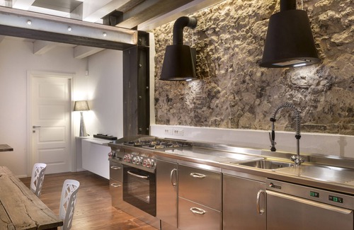 Marina District House | Cagliari Marina Guesthouse & Lounge