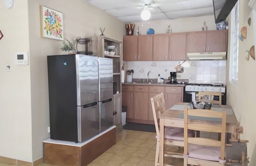 Caguas House | Caguas 2 Story 5 BR Home w/Solar Panels, A/C and WiFi
