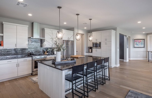 St. George House | Cairn House 2 with Private Pool, Hot Tub & Putting Green!