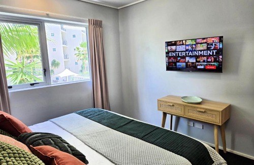 Cairns Central Business District Apartment | Cairns Reefside Retreats