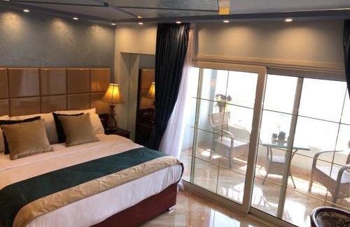 Al Manial Hotel | Cairo Nile Paradise Holiday