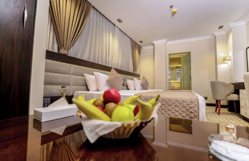 Al Duqqi Hotel | Cairo Taj Mohandessn Hotels & Suites