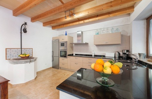 Selva Ski Chalet | Cal Tio - House In Caimari. Free Wifi