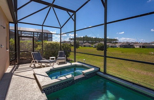 Florida Pines House | Calabay Parc 4 Bedroom Home