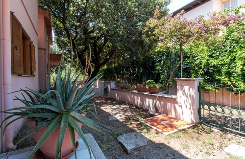 Cala Gonone Villa | Calagonone Villa with garden bbq, WiFi/AC - IUN Code: P2169