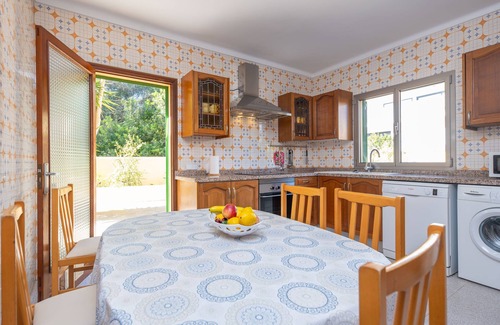 Portocolom Ski Chalet | Calamari - Four Bedroom Chalet, Sleeps 6