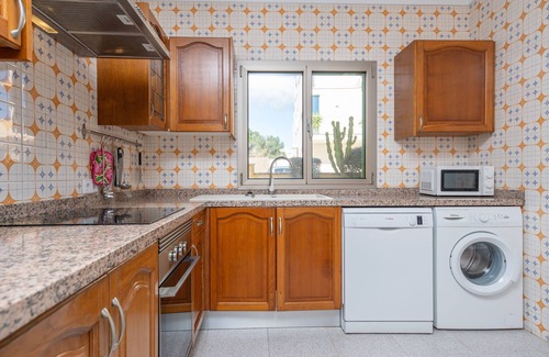 Portocolom Ski Chalet | Calamari - Four Bedroom Chalet, Sleeps 6