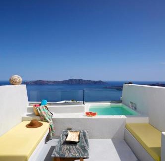 Fira Apartment | Caldera Colors Suites