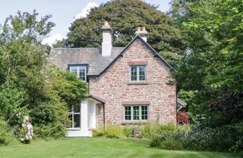 Holmrook House | Caldhu Cottage