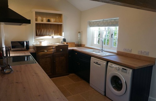 Holmrook Cottage | CALDHU COTTAGE, pet friendly, character holiday cottage in Holmrook