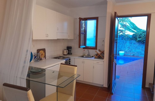 Atsipópoulon Apartment | Calergi Residence 9 - 1BDR - 1LVR-Relaxing Home -Pool Paradise - MONTHLY OFFERS