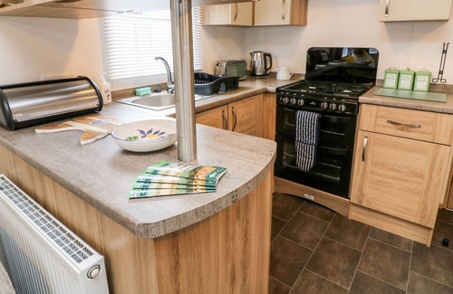 Troutbeck Bridge House | CALGARTH LODGE, pet friendly, with pool in Troutbeck Bridge