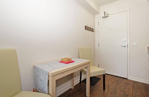 East Village Apartment | Calgary SE 8th Apartment