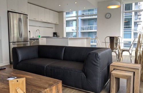 Beltline Apartment | Calgary - Underwood 2BB