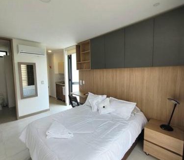 Cali Apartment | Cali piso 4-07 Pance Apartaestudio Luxury