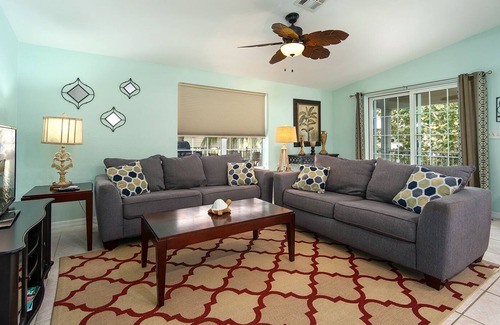 Cutthroat Harbor Estates House | Calico Jack Hideaway