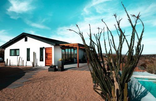 Yucca Valley House | Calico Landing Pool & Spa