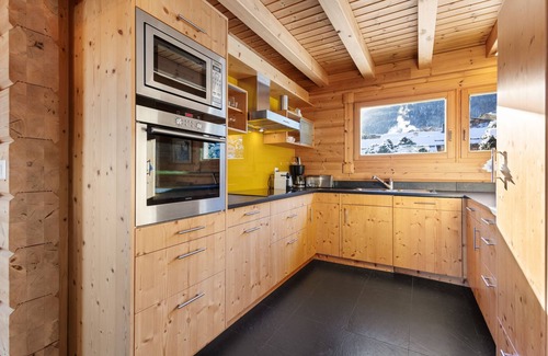 Saint-Pierre-de-Clages Ski Chalet | Calin - 8 pers - sauna - très ensoleillé