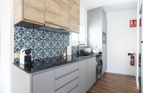 Collblanc y La Torrassa Apartment | Caliu Apartments Barcelona - Camp Nou