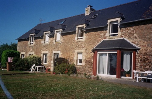 Beaussais-sur-Mer House | Calm and Charming Cottage in Ploubalay (Beaussais/mer)