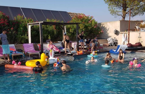 Vaison-la-Romaine Villa | Calm, Comfort and Sports in an organic vineyard 5 minutes from Vaison
