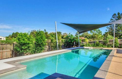 Mango Hill House | Calm Hideaway - Townhouse with Pool Access & Garage
