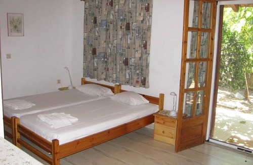 Kakovatos House | Calm located, amid an olive grove, close to the beach, wifi holiday house Ilia, Peloponnese