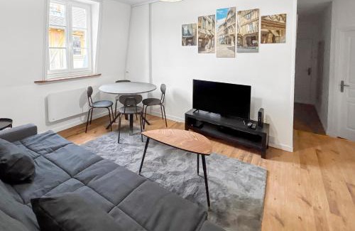 Old Town Apartment | Calme et confort au cœur du vieux Troyes
