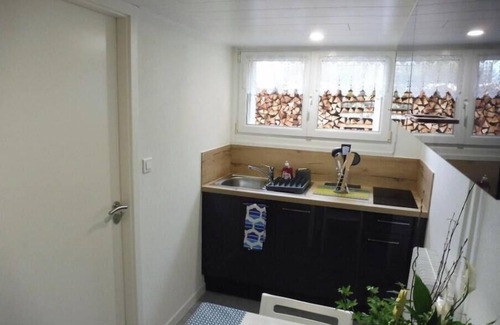 Montperreux Apartment | Calme vue sur le lac Rando, Activités Nautiques , Sport D'hiver, Gastronomie !