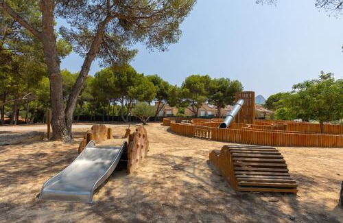 Casas de Torrat House | Calpe Home with AC and BBQ