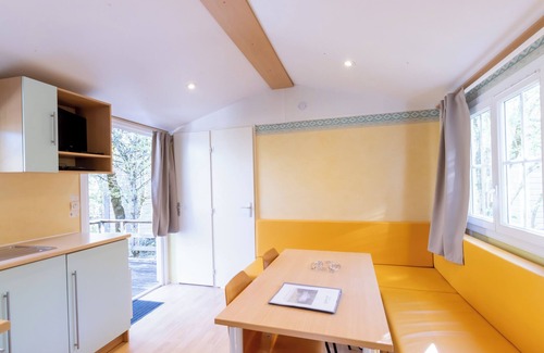 Bouzic House | "Calvi" Mobile Home: Dordogne Vacation, Shared Pool & Mini-Farm near Sarlat