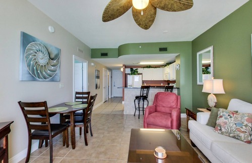 Panama City Beach Condo | Calypso 805 East - Beach Chairs, Free Activities Each Day of Stay, and More