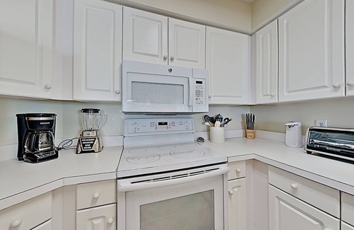 Litchfield by the Sea Condo | Cambridge 302 Beautiful Views from Large Oceanfront Balcony