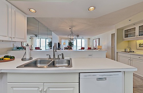 Litchfield by the Sea Condo | Cambridge 302 Beautiful Views from Large Oceanfront Balcony
