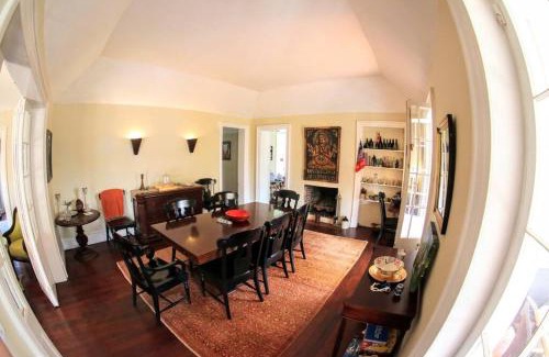 Somerset Village Villa | Cambridge beach House Bermuda