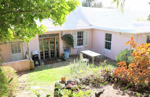 Somerset Village Villa | Cambridge beach House Bermuda