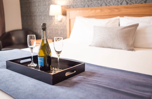 Cambridge Hotel | Cambridge Hotel and Conference Centre