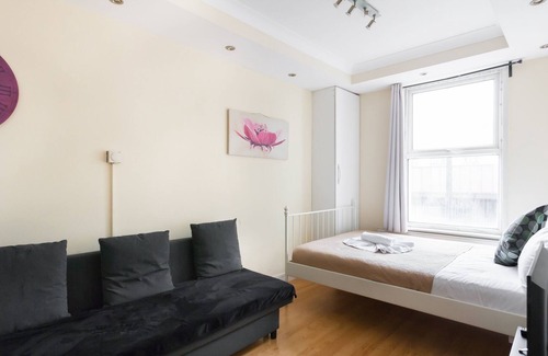 Somers Town Apartment | Camden City Studio 12Y