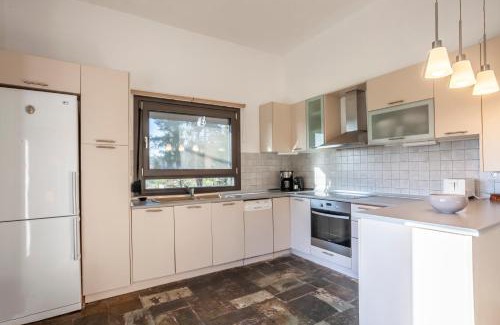 Siviri House | Camelia Elegant Cottage with orchard & view