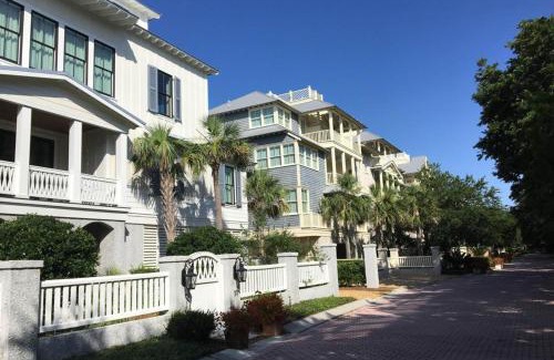 Saint Simons Island House | Camellia Villa