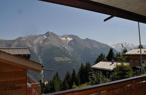 Bettmeralp Apartment | Camelot 1
