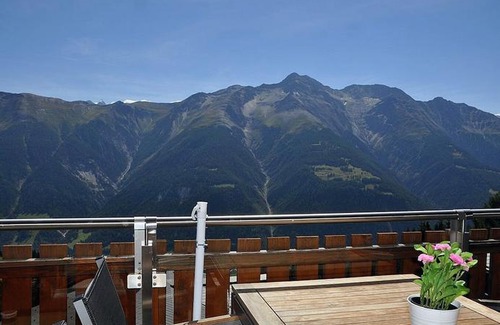 Bettmeralp Apartment | Camelot 5